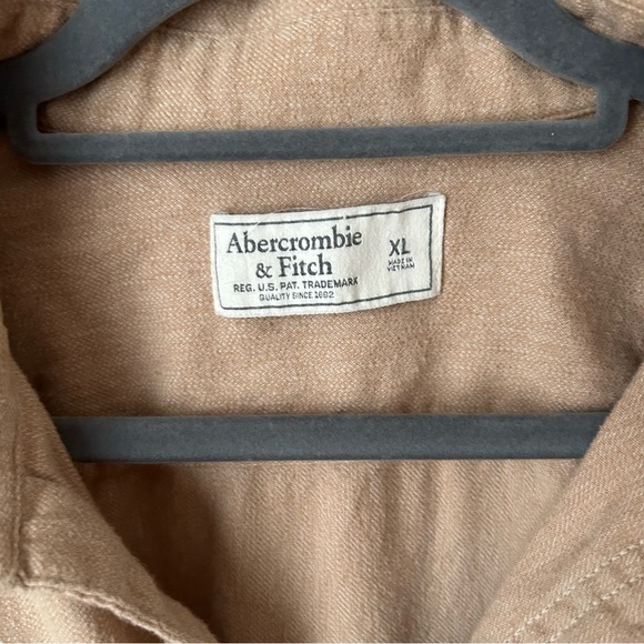 Abercrombie & Fitch Tan Button Down Cotton Collared Shirt Men’s Size XL - Picture 2 of 5